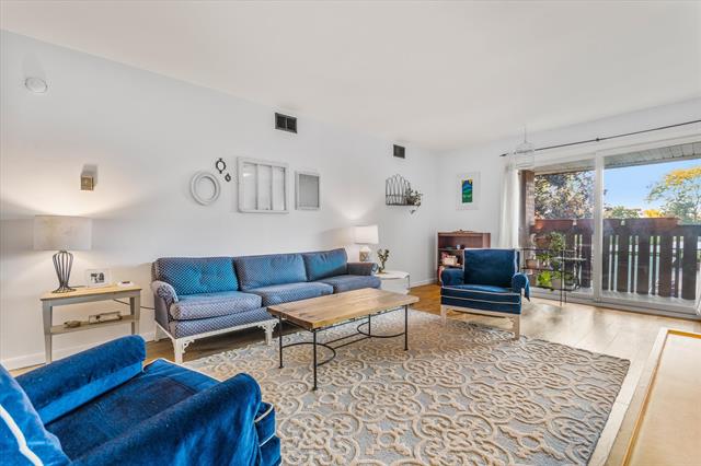 Builiding view ten for 1235 Maple, Ann Arbor, MI. 48103