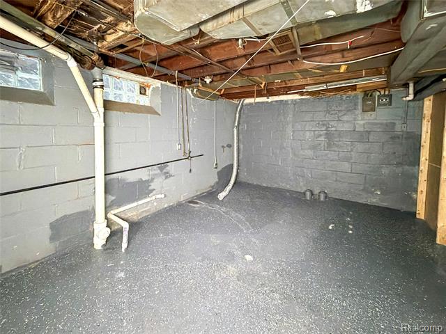 Builiding view eleven for 8553 Cloverlawn, Detroit, MI. 48204