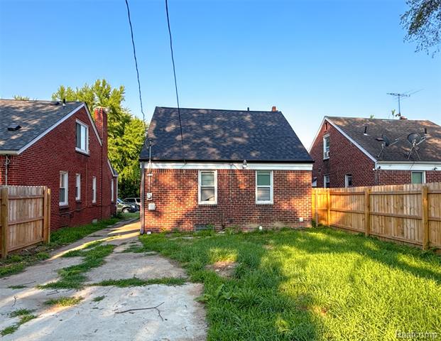 Builiding view thirteen for 8553 Cloverlawn, Detroit, MI. 48204