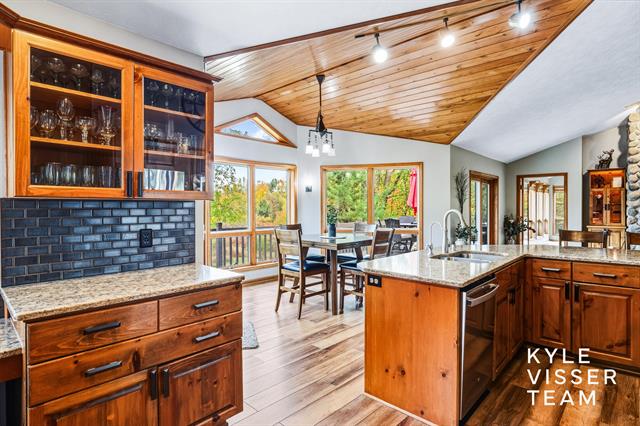 Builiding view eighteen for 2420 Hylane, Grand Rapids, MI. 49505