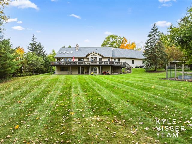 Builiding view fifty seven for 2420 Hylane, Grand Rapids, MI. 49505