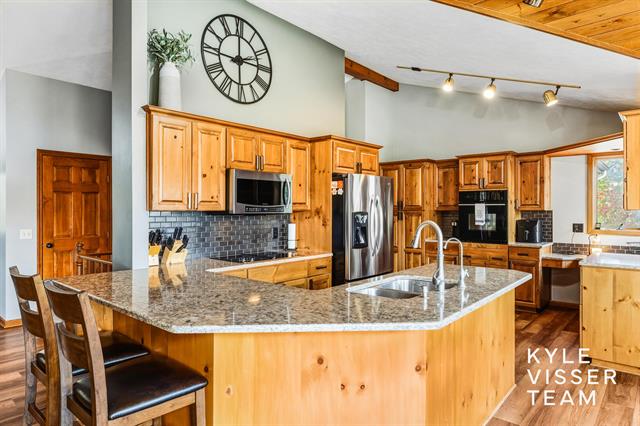 Builiding view fourteen for 2420 Hylane, Grand Rapids, MI. 49505