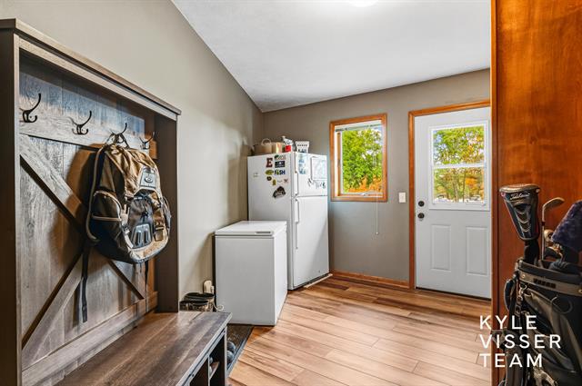 Builiding view nineteen for 2420 Hylane, Grand Rapids, MI. 49505