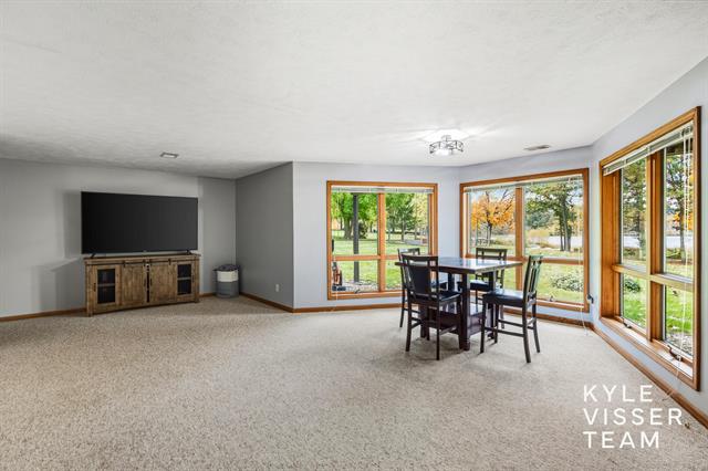 Builiding view thirty four for 2420 Hylane, Grand Rapids, MI. 49505