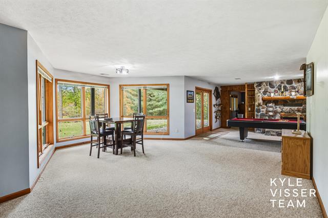 Builiding view thirty three for 2420 Hylane, Grand Rapids, MI. 49505