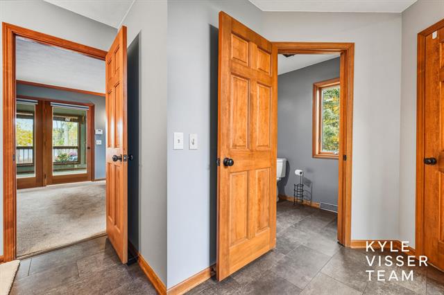 Builiding view twenty seven for 2420 Hylane, Grand Rapids, MI. 49505