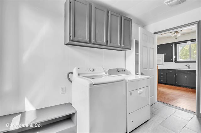 Builiding view twenty for 713 Woodbridge, Saginaw, MI. 48602