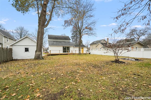 Builiding view thirty one for 403 Mill, Hastings, MI. 49058