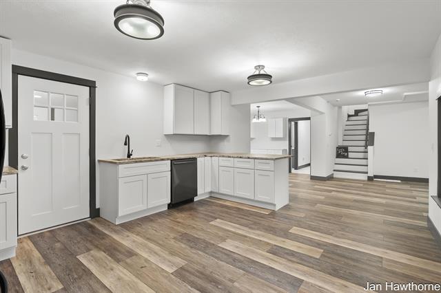 Builiding view twelve for 403 Mill, Hastings, MI. 49058