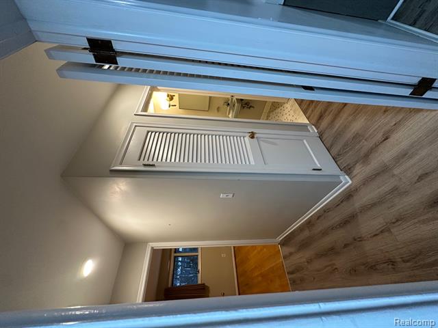 Builiding view four for 25540 Woodvilla, Southfield, MI. 48075