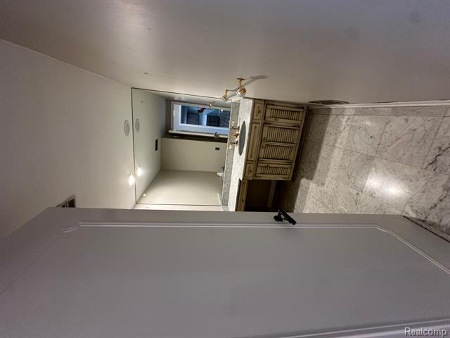 Builiding view fourteen for 25540 Woodvilla, Southfield, MI. 48075