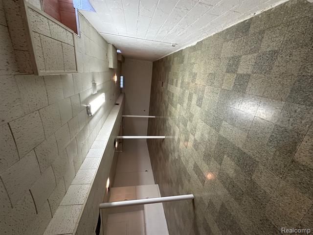 Builiding view twenty seven for 25540 Woodvilla, Southfield, MI. 48075