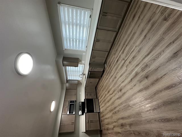 Builiding view two for 25540 Woodvilla, Southfield, MI. 48075