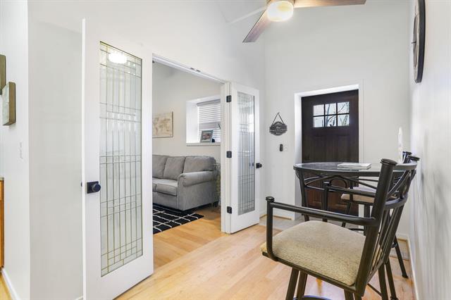 Builiding view seventeen for 532 Dyckman, South Haven, MI. 49090