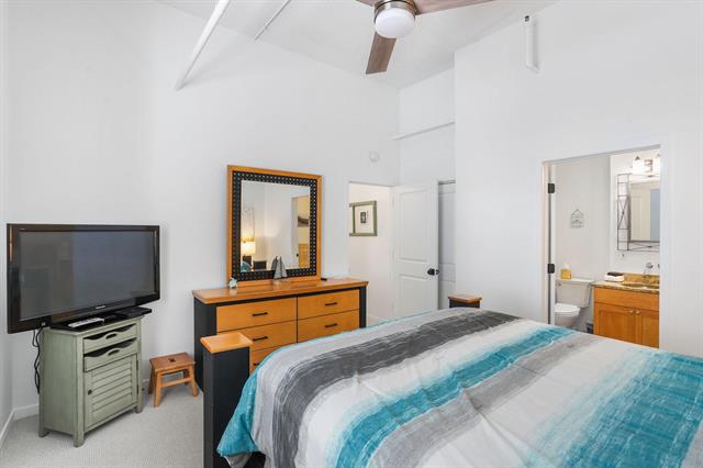 Builiding view ten for 532 Dyckman, South Haven, MI. 49090