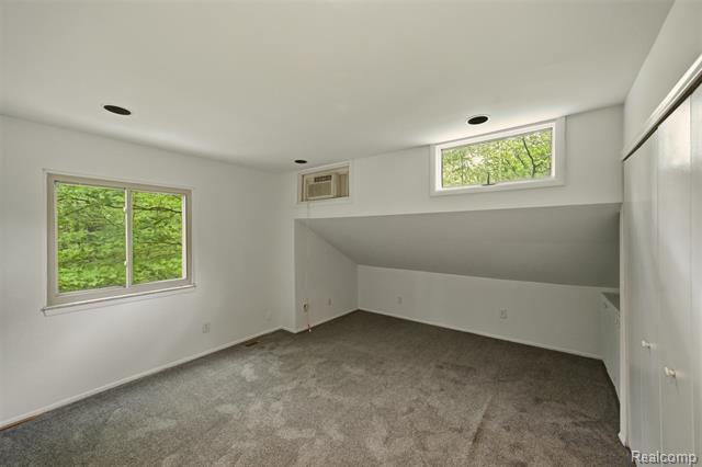 Builiding view forty for 25201 Briarwyke, Farmington, MI. 48336