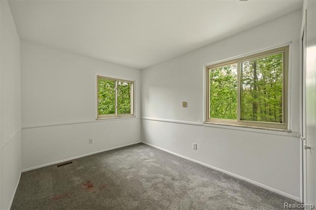 Builiding view thirty eight for 25201 Briarwyke, Farmington, MI. 48336
