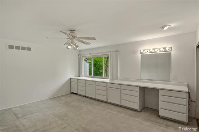 Builiding view thirty one for 25201 Briarwyke, Farmington, MI. 48336