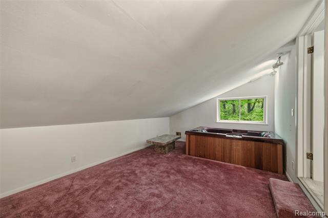Builiding view thirty three for 25201 Briarwyke, Farmington, MI. 48336