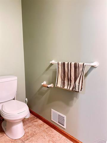 Builiding view eight for 10123 Hawk, Freeland, MI. 48623