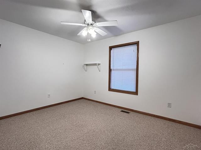 Builiding view seventeen for 10123 Hawk, Freeland, MI. 48623