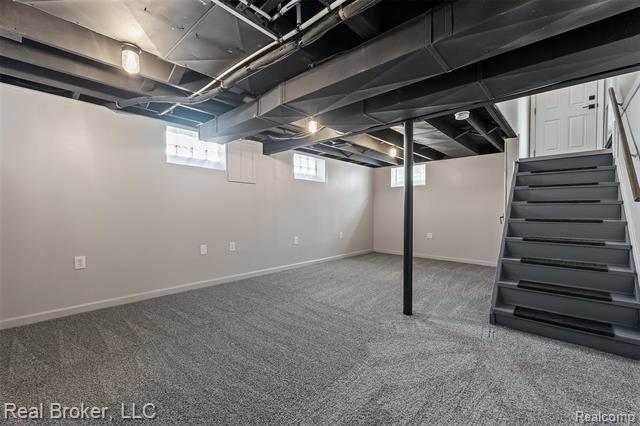 Builiding view twelve for 1516 Hoffman, Royal Oak, MI. 48067