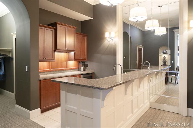 Builiding view sixty two for 27 Library, Grand Rapids, MI. 49503