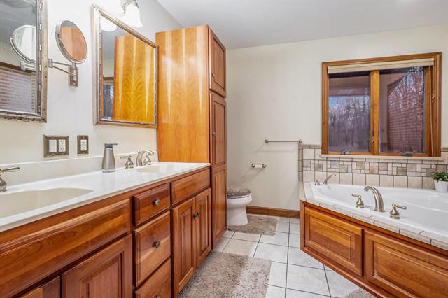 Builiding view fourteen for 4581 Maple Island, Ravenna, MI. 49451