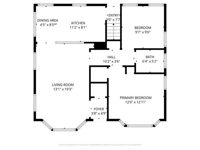 Builiding view twenty four for 2206 Oak, Muskegon, MI. 49445