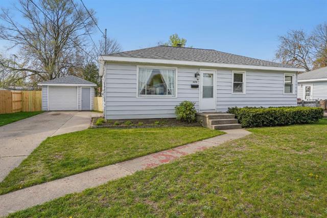 front view for 1626 Chapelsw Street, Wyoming, Mi. 49519