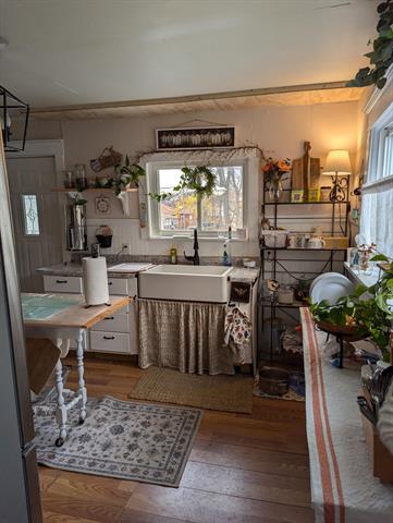 Builiding view eighteen for 614 Cass, Greenville, MI. 48838