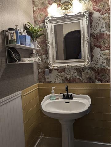 Builiding view ten for 614 Cass, Greenville, MI. 48838