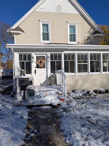 front view for 614 W Cass Street, Greenville, Mi. 48838