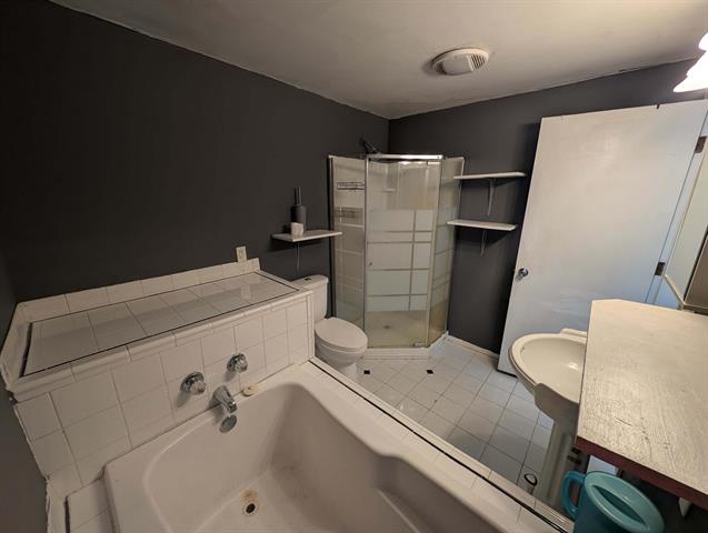 Builiding view twenty four for 4045 Stanton, Stanton, MI. 48888