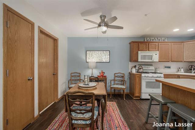 Builiding view ten for 3122 Crystal Waters, Holland, MI. 49424