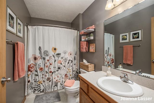 Builiding view thirteen for 3122 Crystal Waters, Holland, MI. 49424