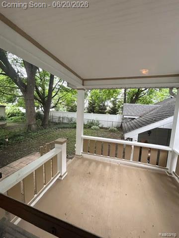 Builiding view nine for 403 California, Royal Oak, MI. 48067