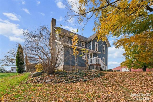 Builiding view four for 7658 Jackson, Saranac, MI. 48881