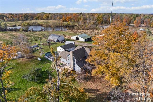 Builiding view fourteen for 7658 Jackson, Saranac, MI. 48881