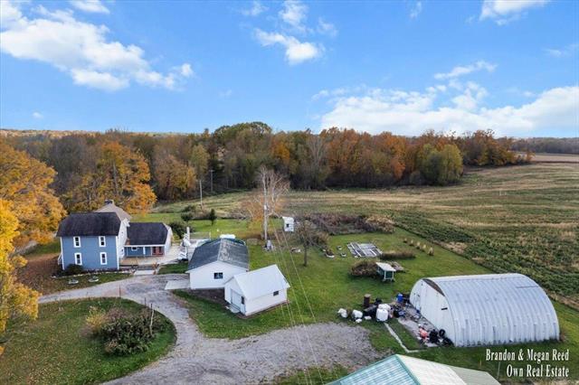 Builiding view sixteen for 7658 Jackson, Saranac, MI. 48881