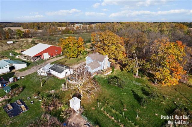 Builiding view thirteen for 7658 Jackson, Saranac, MI. 48881