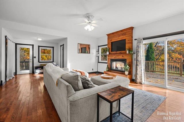 Builiding view thirty five for 7658 Jackson, Saranac, MI. 48881