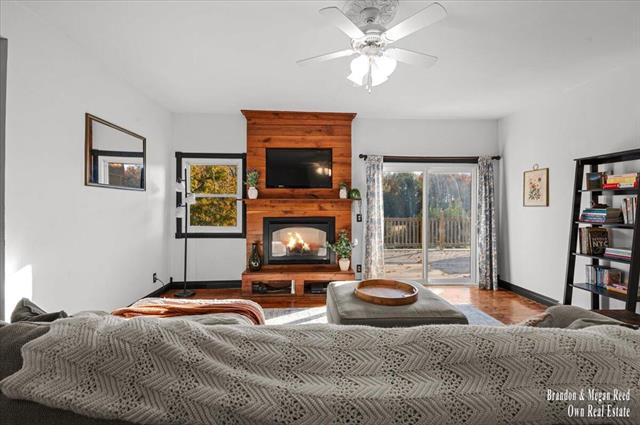 Builiding view thirty six for 7658 Jackson, Saranac, MI. 48881