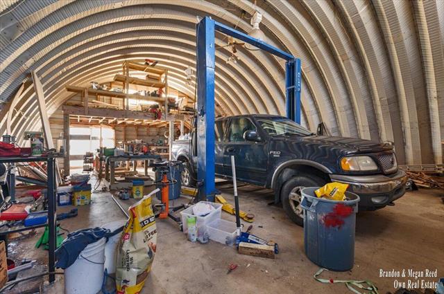 Builiding view twenty eight for 7658 Jackson, Saranac, MI. 48881