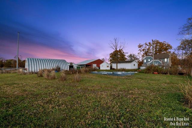 Builiding view twenty three for 7658 Jackson, Saranac, MI. 48881