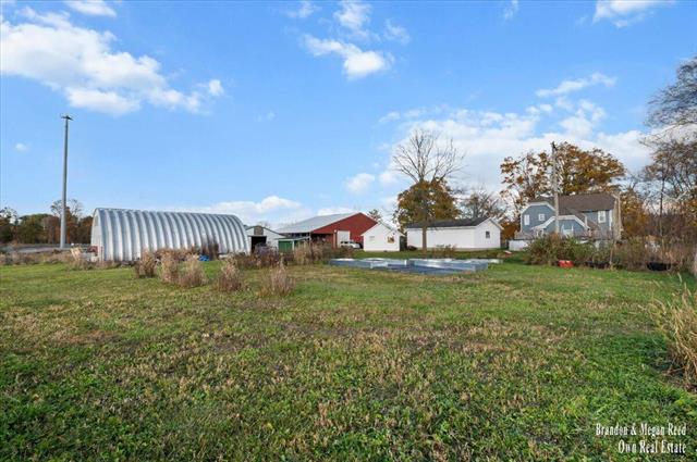 Builiding view twenty two for 7658 Jackson, Saranac, MI. 48881