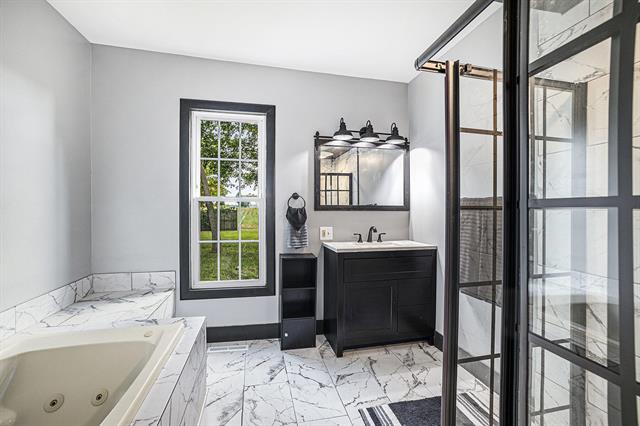 Builiding view seventeen for 238 Maple Rd, Quincy, MI. 49082