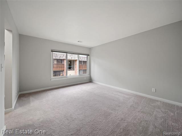 Builiding view fifteen for 2124 Pauline, Ann Arbor, MI. 48103