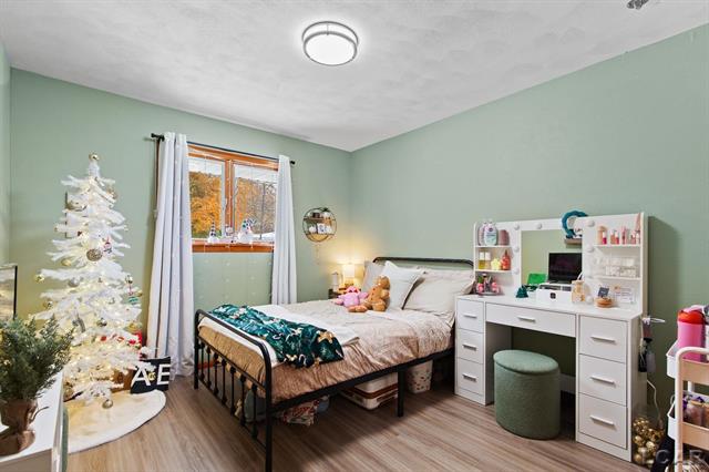 Builiding view twenty one for 108 River Drive, Blissfield, MI. 49228