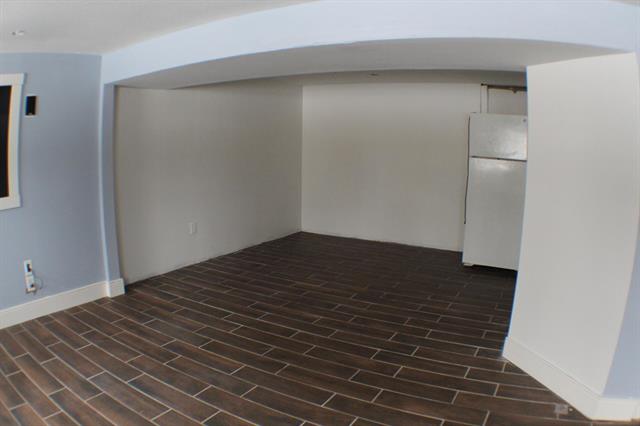 Builiding view fourteen for 2212 Aurora, Jackson, MI. 49203